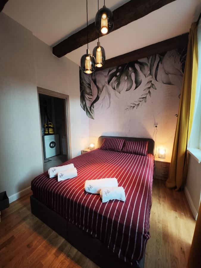 Apart Lion Bridge Self Check In Apartman Szófia Kültér fotó